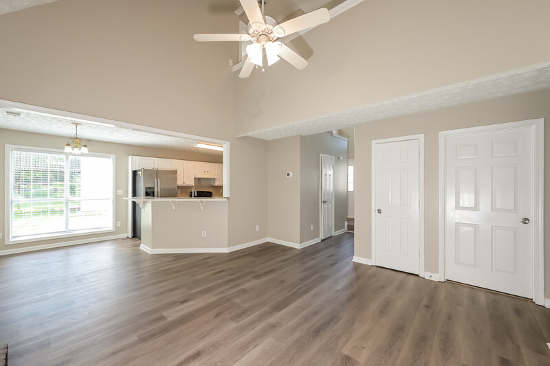 2,270/Mo, 760 Old Johnson Rd Lawrenceville, GA 30045 Living Room View 2