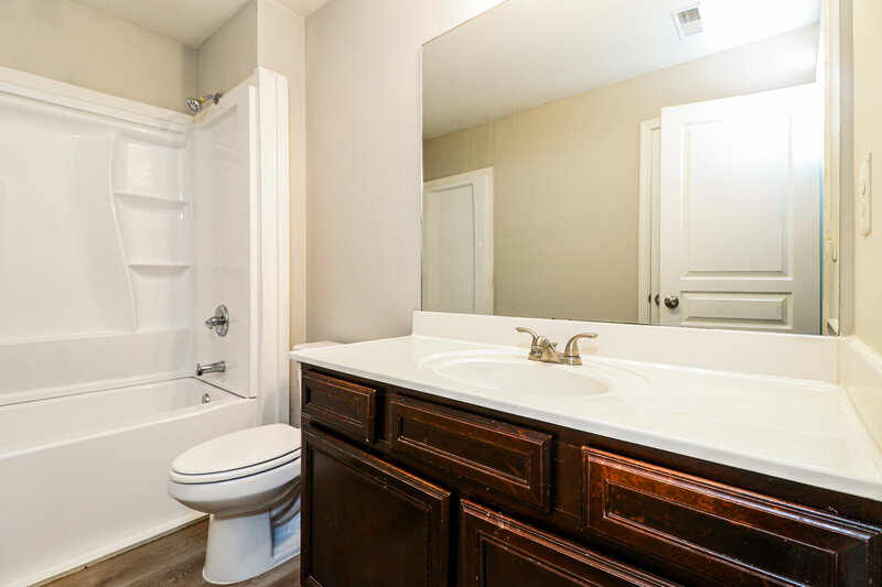 2,330/Mo, 321 Moorland Ct Lawrenceville, GA 30043 Bathroom View