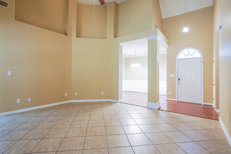 1,945/Mo, 725 Claiborne St Helena, AL 35080 Living Room View