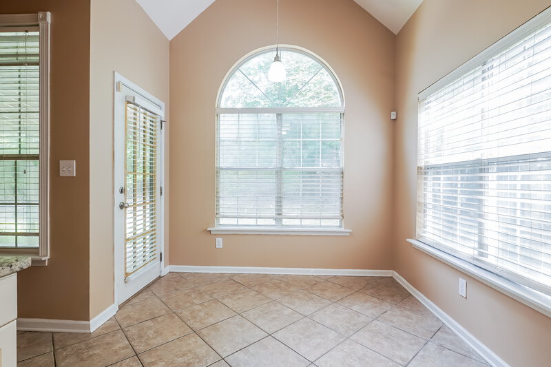 1,945/Mo, 725 Claiborne St Helena, AL 35080 Breakfast Nook View