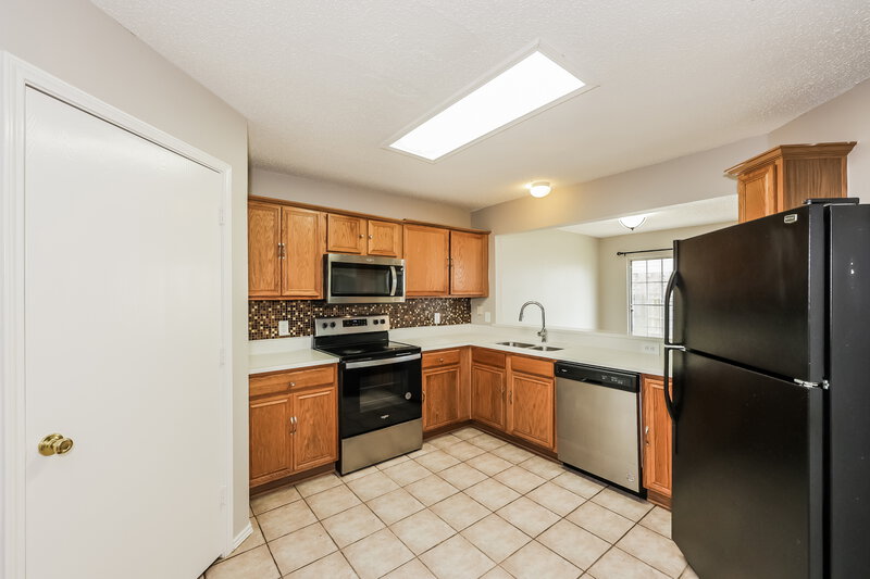 1,925/Mo, 2921 Stonewall Ln Fort Worth, TX 76123 Kitchen View
