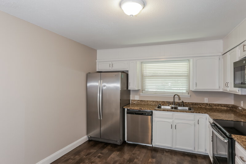 3,010/Mo, 808 Judith Street Burleson, TX 76028 Kitchen View 3