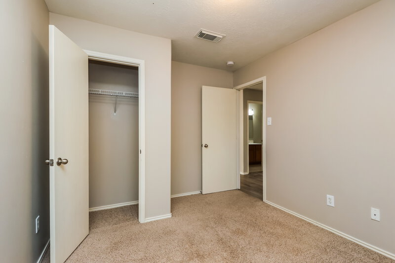 1,975/Mo, 7315 Winter Song Dr Magnolia, TX 77354 Bedroom View 2