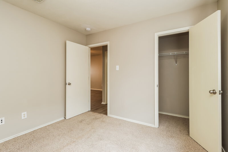 1,975/Mo, 7315 Winter Song Dr Magnolia, TX 77354 Bedroom View 3