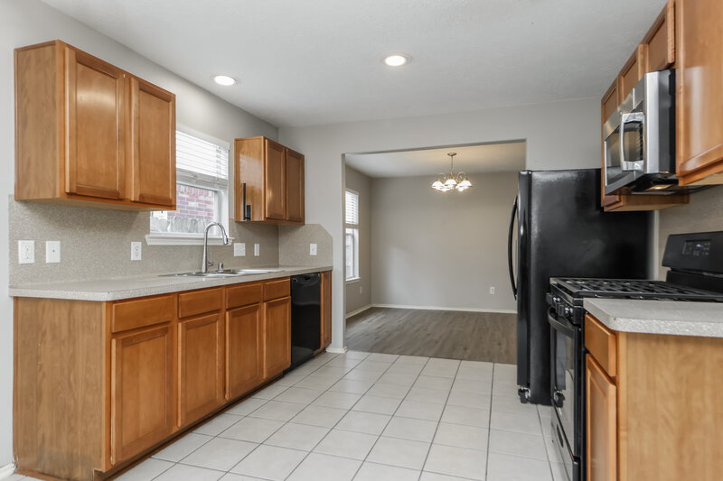 1,785/Mo, 33322 Cottonwood Bnd Magnolia, TX 77354 Kitchen View