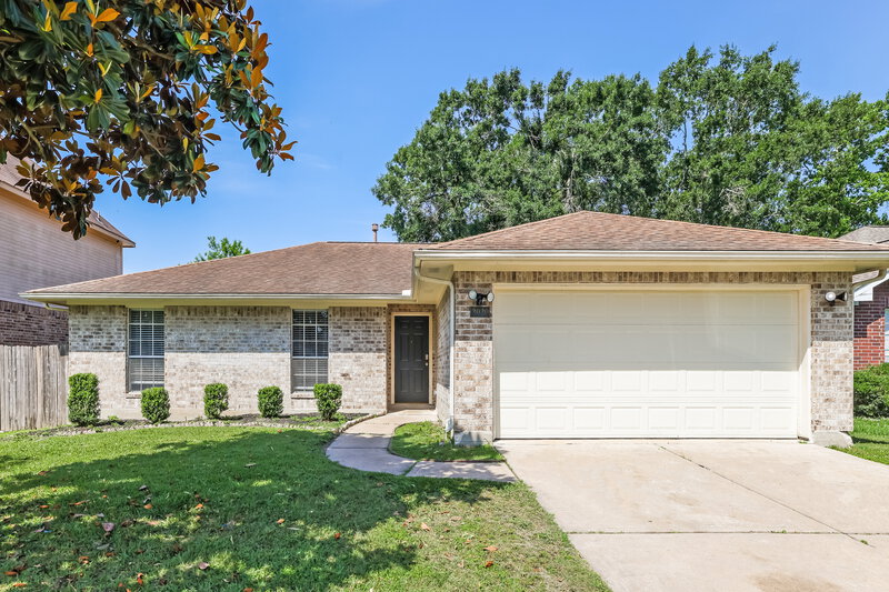 1,825/Mo, 3030 Hummingbird Ln Humble, TX 77396 External View