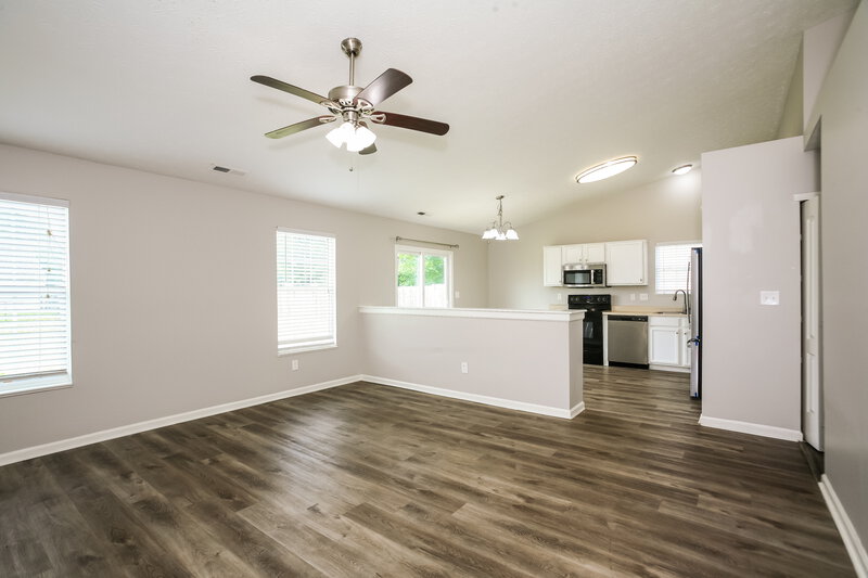 1,840/Mo, 1193 Sunkiss Ct Franklin, IN 46131 Living Room View