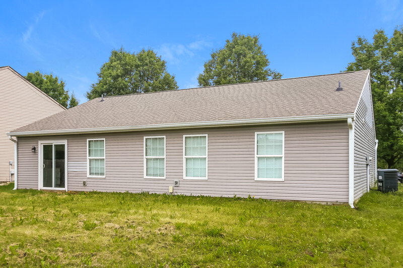 1,840/Mo, 1193 Sunkiss Ct Franklin, IN 46131 Rear View 2