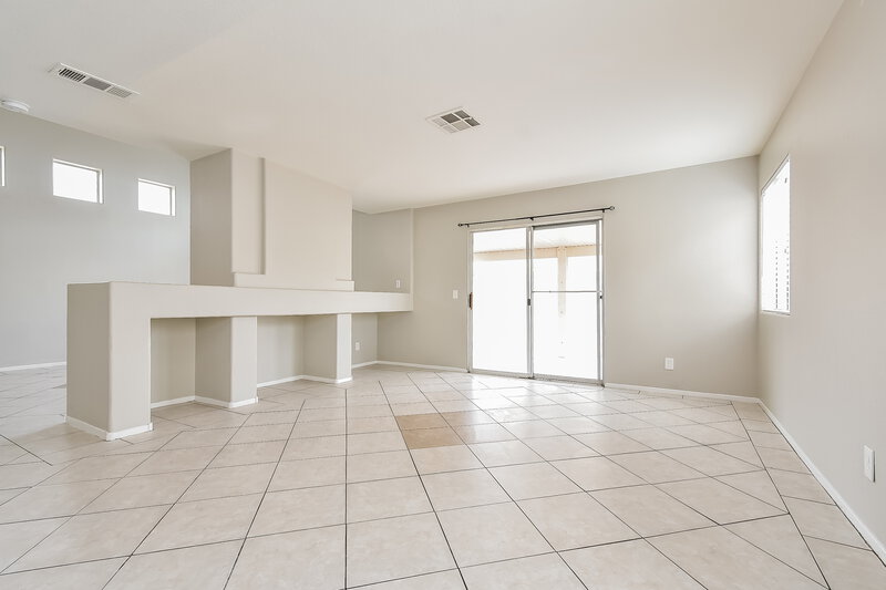 2,135/Mo, 2340 Catskill Ct North Las Vegas, NV 89031 Living Room View