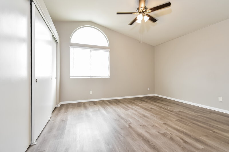 2,135/Mo, 2340 Catskill Ct North Las Vegas, NV 89031 Main Bedroom View