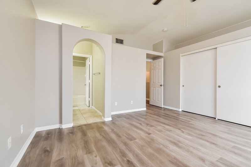 2,135/Mo, 2340 Catskill Ct North Las Vegas, NV 89031 Main Bedroom View 2