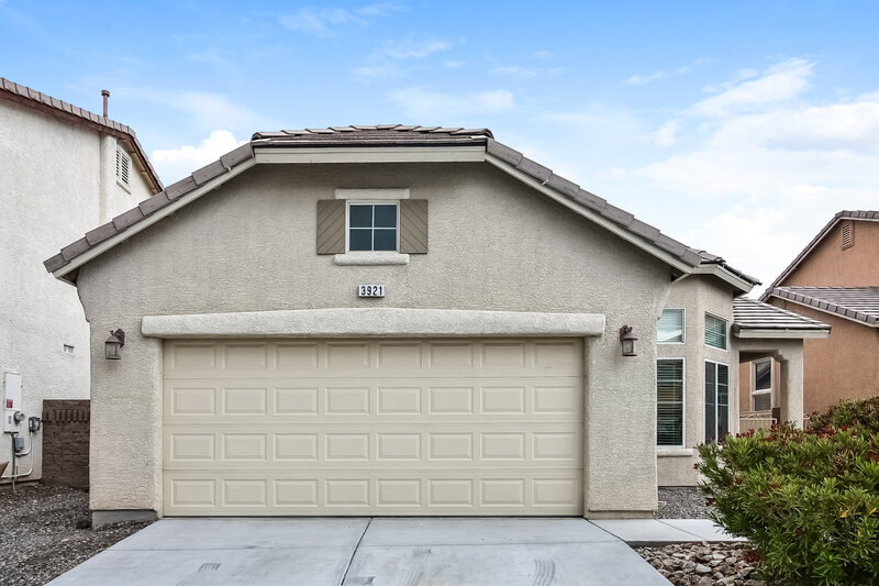 1,950/Mo, 3921 Red Trumpet Ct North Las Vegas, NV 89081 External View