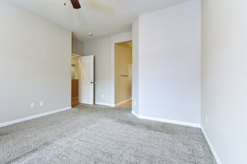 1,950/Mo, 3921 Red Trumpet Ct North Las Vegas, NV 89081 Primary Bedroom View 2