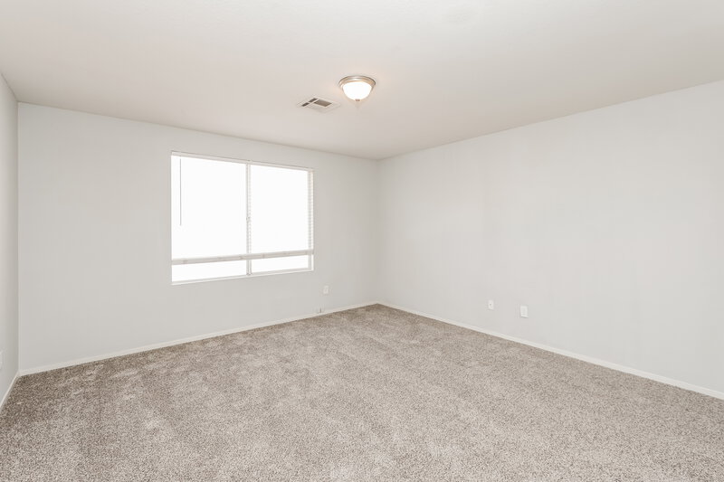 2,050/Mo, 5405 Jose Ernesto Street North Las Vegas, NV 89031 Main Bedroom View