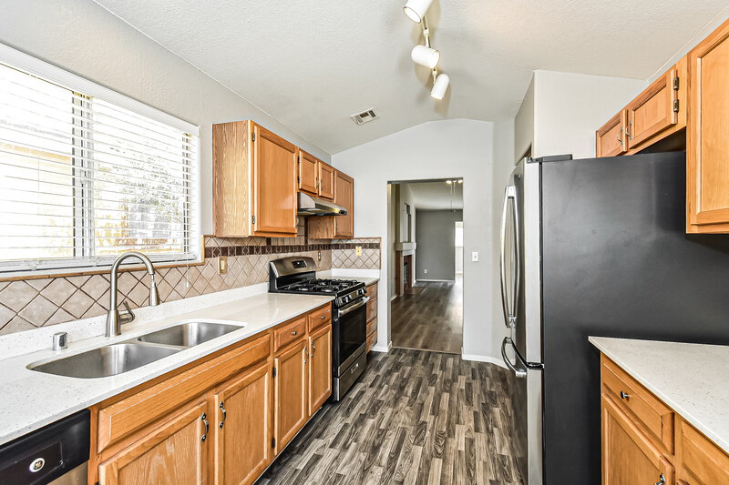 2,090/Mo, 6445 Bubbling Springs Ave Las Vegas, NV 89156 Kitchen View 2