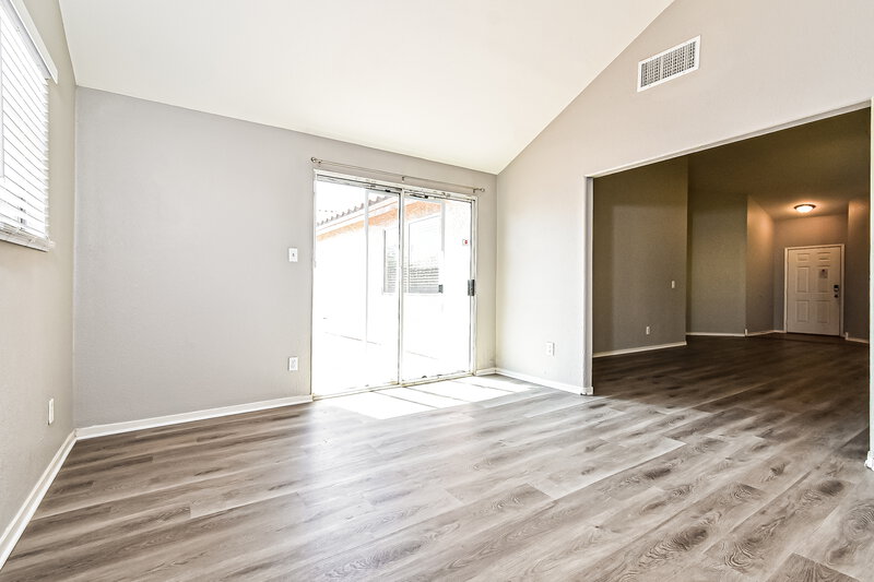 2,090/Mo, 6445 Bubbling Springs Ave Las Vegas, NV 89156 Family Room View