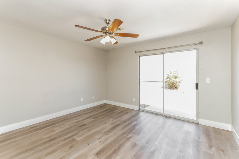 2,075/Mo, 873 Tollbrook Way Henderson, NV 89011 Main Bedroom View