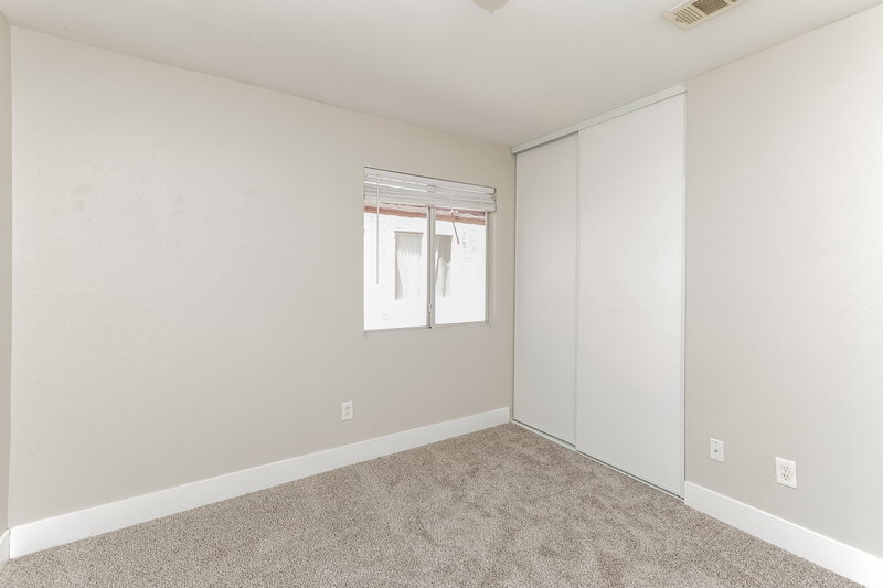 2,075/Mo, 873 Tollbrook Way Henderson, NV 89011 Bedroom View