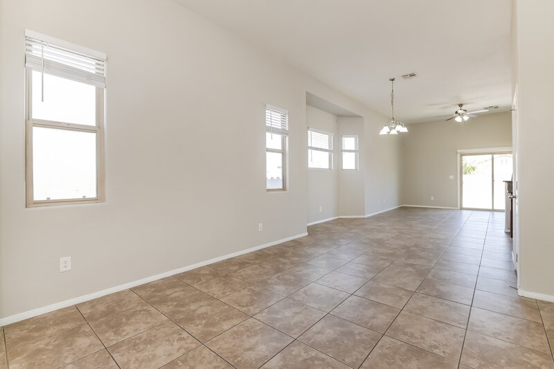 1,950/Mo, 712 Bridgeford Ct Henderson, NV 89011 Living Room View 2