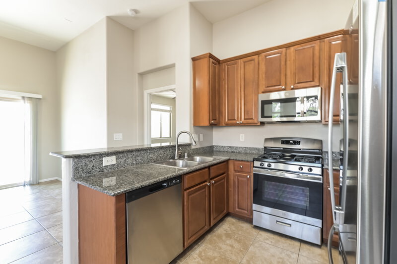 1,950/Mo, 712 Bridgeford Ct Henderson, NV 89011 Kitchen View 2