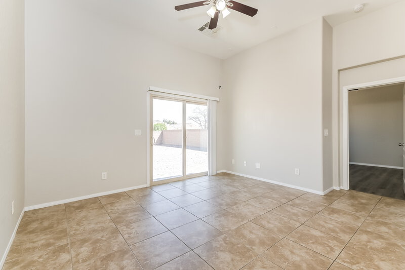 1,950/Mo, 712 Bridgeford Ct Henderson, NV 89011 Family Room View