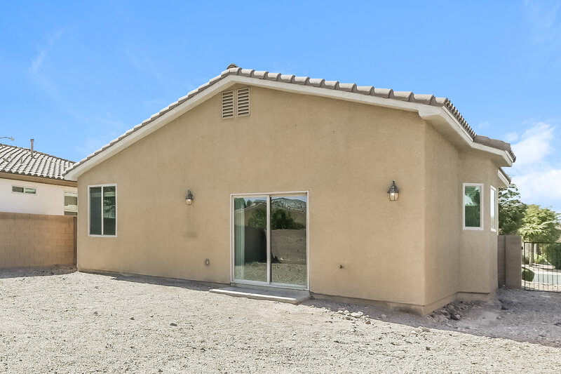 1,950/Mo, 712 Bridgeford Ct Henderson, NV 89011 Rear View 2