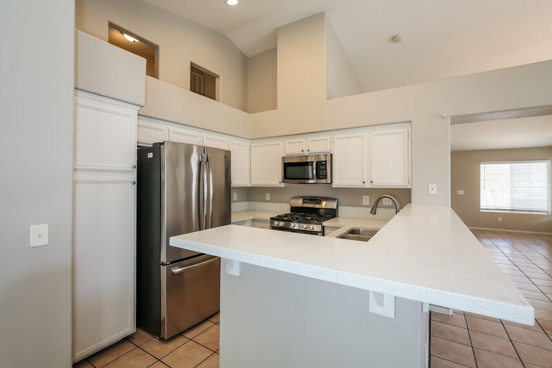 2,055/Mo, 3343 Rose Valley Street North Las Vegas, NV 89032 Kitchen View