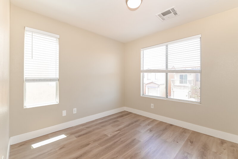 2,090/Mo, 6236 Castle Kennedy St Henderson, NV 89011 Bedroom View