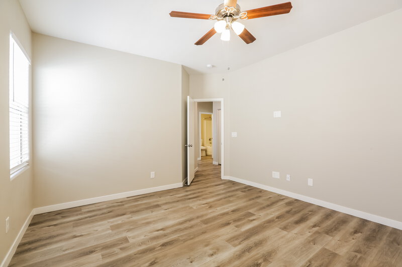 2,020/Mo, 3528 Turquoise Waters Avenue North Las Vegas, NV 89081 Main Bedroom View 2