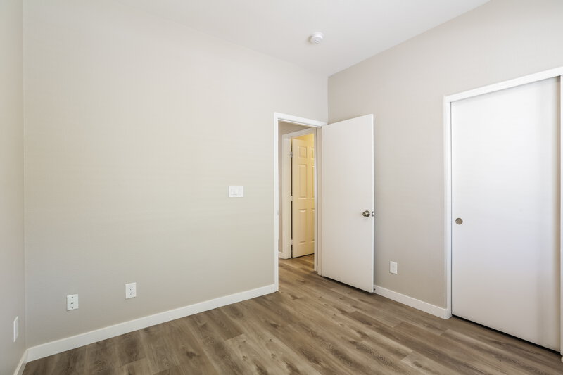 2,020/Mo, 3528 Turquoise Waters Avenue North Las Vegas, NV 89081 Bedroom View 2