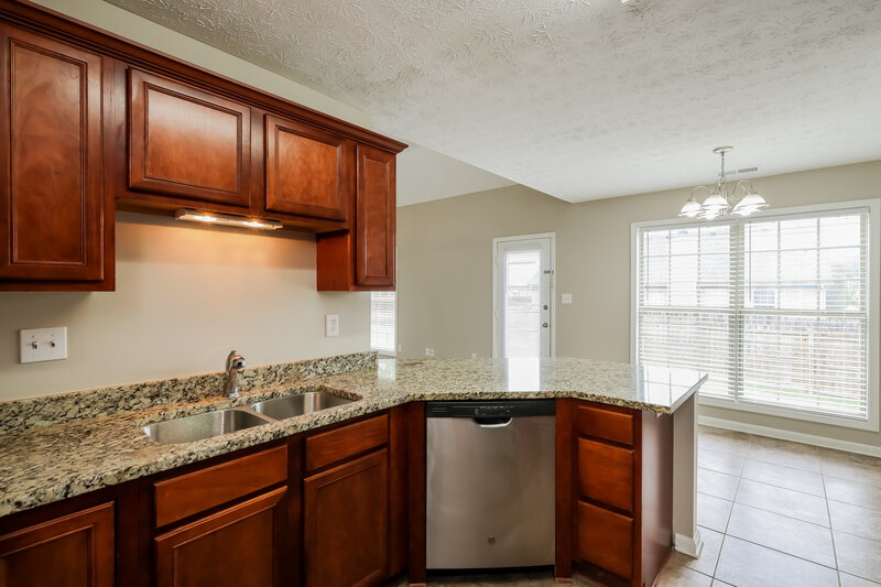 2,275/Mo, 8507 Bucking Trail Ct Louisville, KY 40291 Kitchen View 2