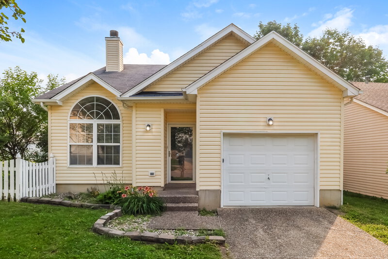 1,890/Mo, 4321 Willow View Blvd Louisville, KY 40299 External View