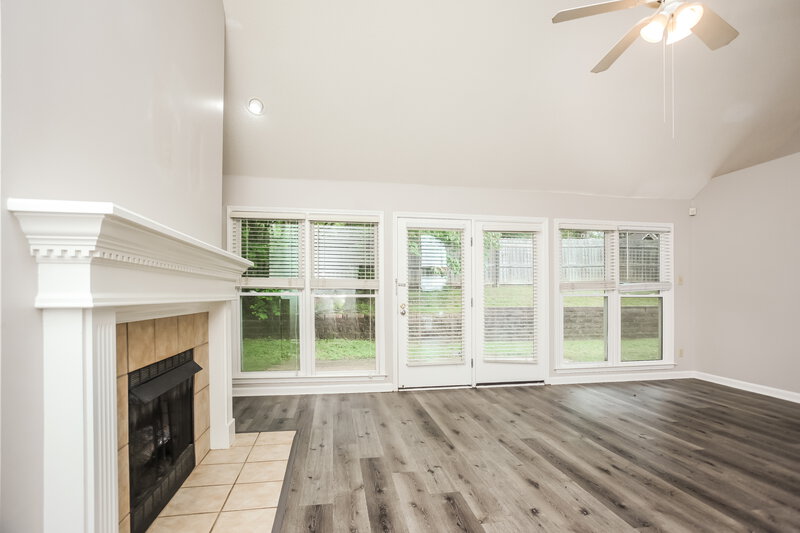 2,165/Mo, 9336 Starcross Ave Cordova, TN 38016 Living Room View