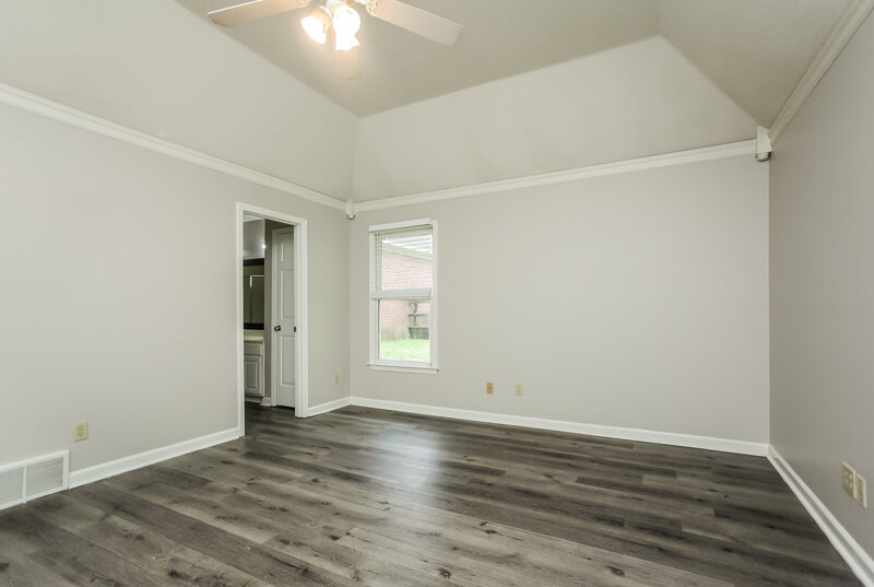 2,165/Mo, 9336 Starcross Ave Cordova, TN 38016 Main Bedroom View 2