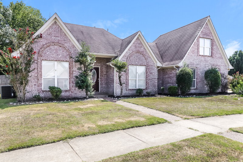 2,055/Mo, 11773 Village Center St Arlington, TN 38002 Front View