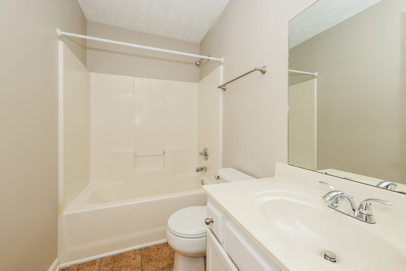 2,355/Mo, 1320 Dodd Trl Murfreesboro, TN 37128 Bathroom View