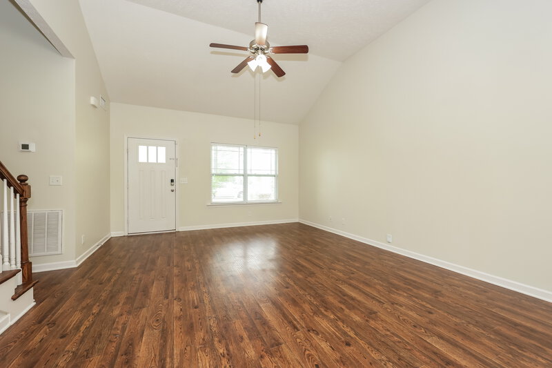 2,470/Mo, 3524 Oval Hesson Ln Murfreesboro, TN 37128 Living Room View