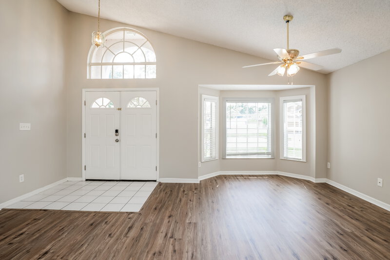 2,525/Mo, 1157 Ballyshannon Pkwy Orlando, FL 32828 Living Room View
