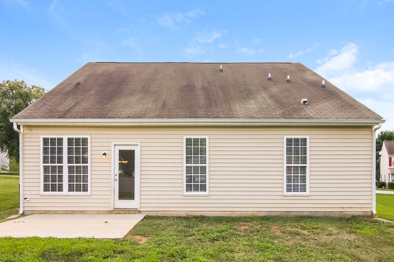 2,640/Mo, 141 Hutson Ln Clayton, NC 27527 Rear View