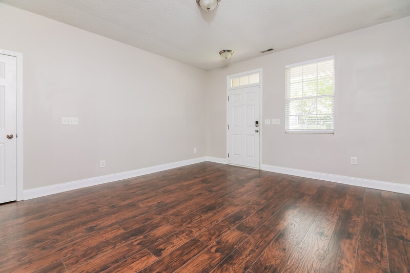 2,005/Mo, 133 Smart Court Clayton, NC 27520 Living Room View 2