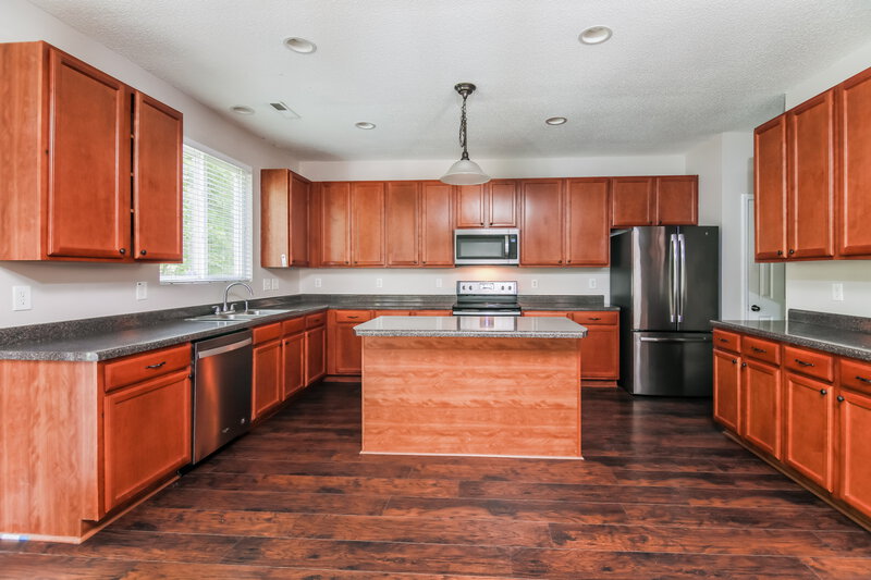 2,005/Mo, 133 Smart Court Clayton, NC 27520 Kitchen View