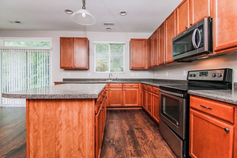 2,005/Mo, 133 Smart Court Clayton, NC 27520 Kitchen View 2