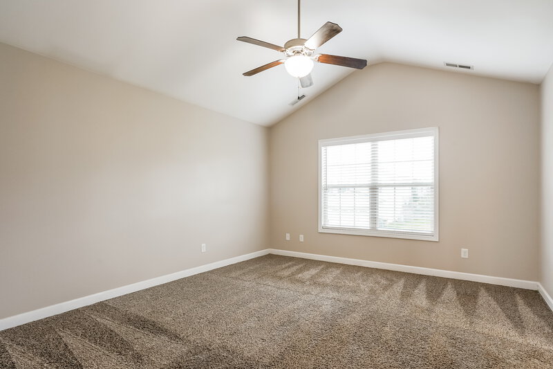 2,850/Mo, 408 McCarthy Drive Clayton, NC 27527 Main Bedroom View