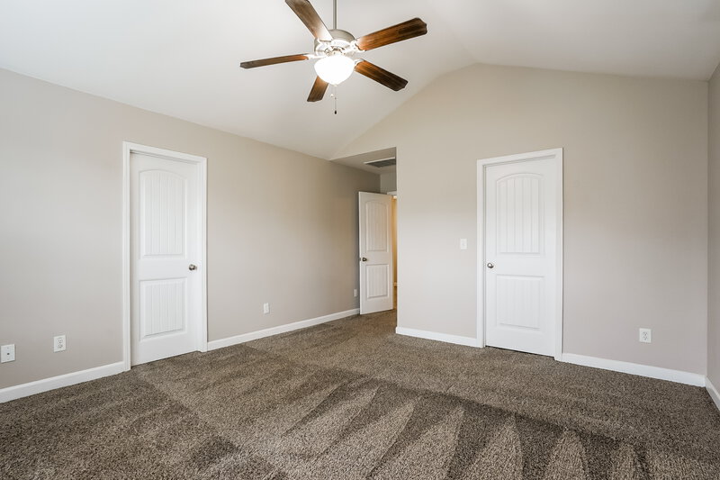 2,850/Mo, 408 McCarthy Drive Clayton, NC 27527 Main Bedroom View 2