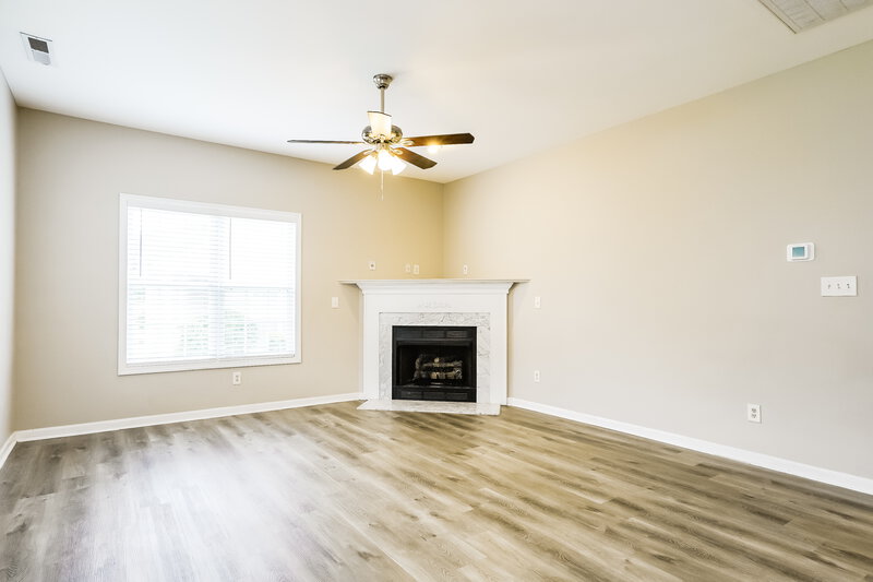 2,800/Mo, 5245 Nobleman Trl Knightdale, NC 27545 Living Room View 2