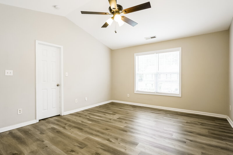 2,800/Mo, 5245 Nobleman Trl Knightdale, NC 27545 Main Bedroom View 2