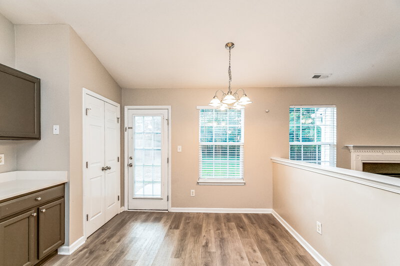 2,600/Mo, 4205 Springfield Creek Dr Raleigh, NC 27616 Dining Room View