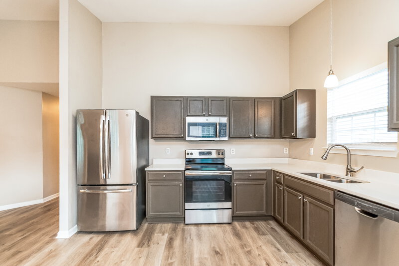 2,600/Mo, 4205 Springfield Creek Dr Raleigh, NC 27616 Kitchen View