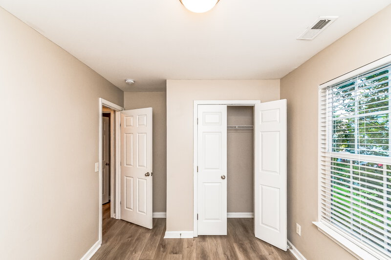 2,600/Mo, 4205 Springfield Creek Dr Raleigh, NC 27616 Bedroom View 4