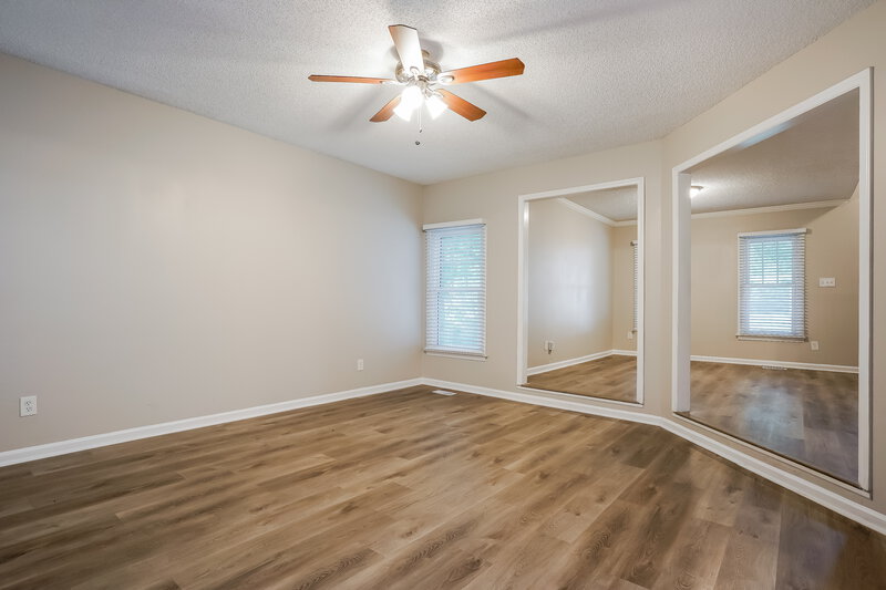 2,035/Mo, 5321 Pronghorn Ln Raleigh, NC 27610 Living Room View